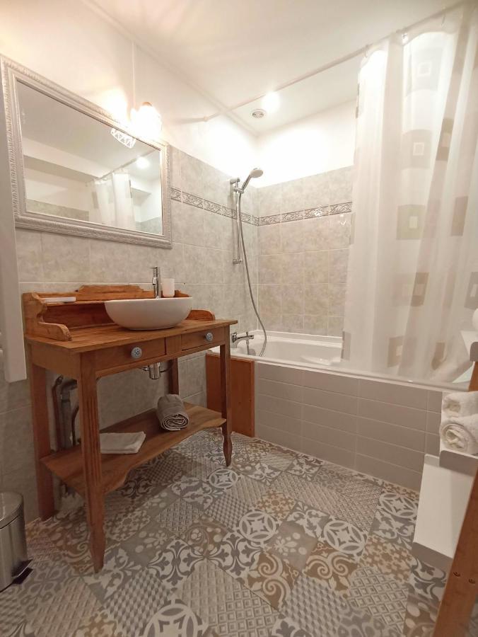 Gite Avec Piscine "La Maison De Valentine" En Provence Montsalier Εξωτερικό φωτογραφία