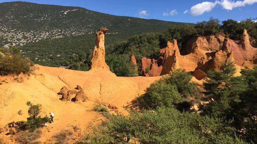 Gite Avec Piscine "La Maison De Valentine" En Provence Montsalier Εξωτερικό φωτογραφία