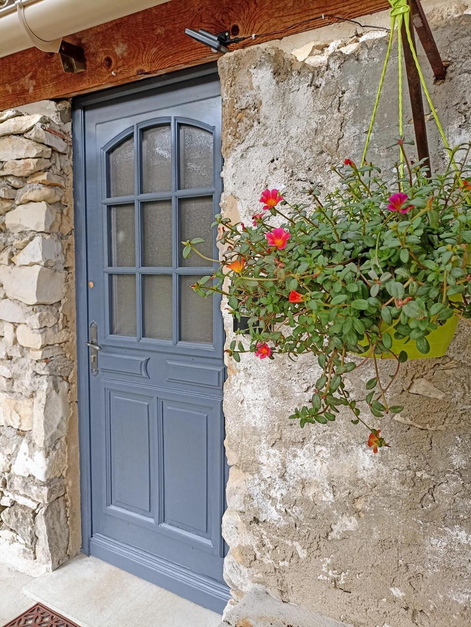 Gite Avec Piscine "La Maison De Valentine" En Provence Montsalier Εξωτερικό φωτογραφία